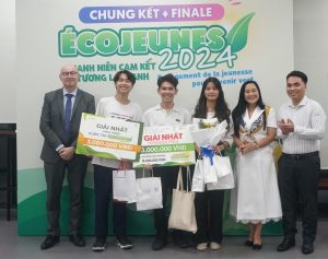 Team MOTION CHARGE Wins First Prize at ÉCOJEUNES 2024: Youth for a Green Future