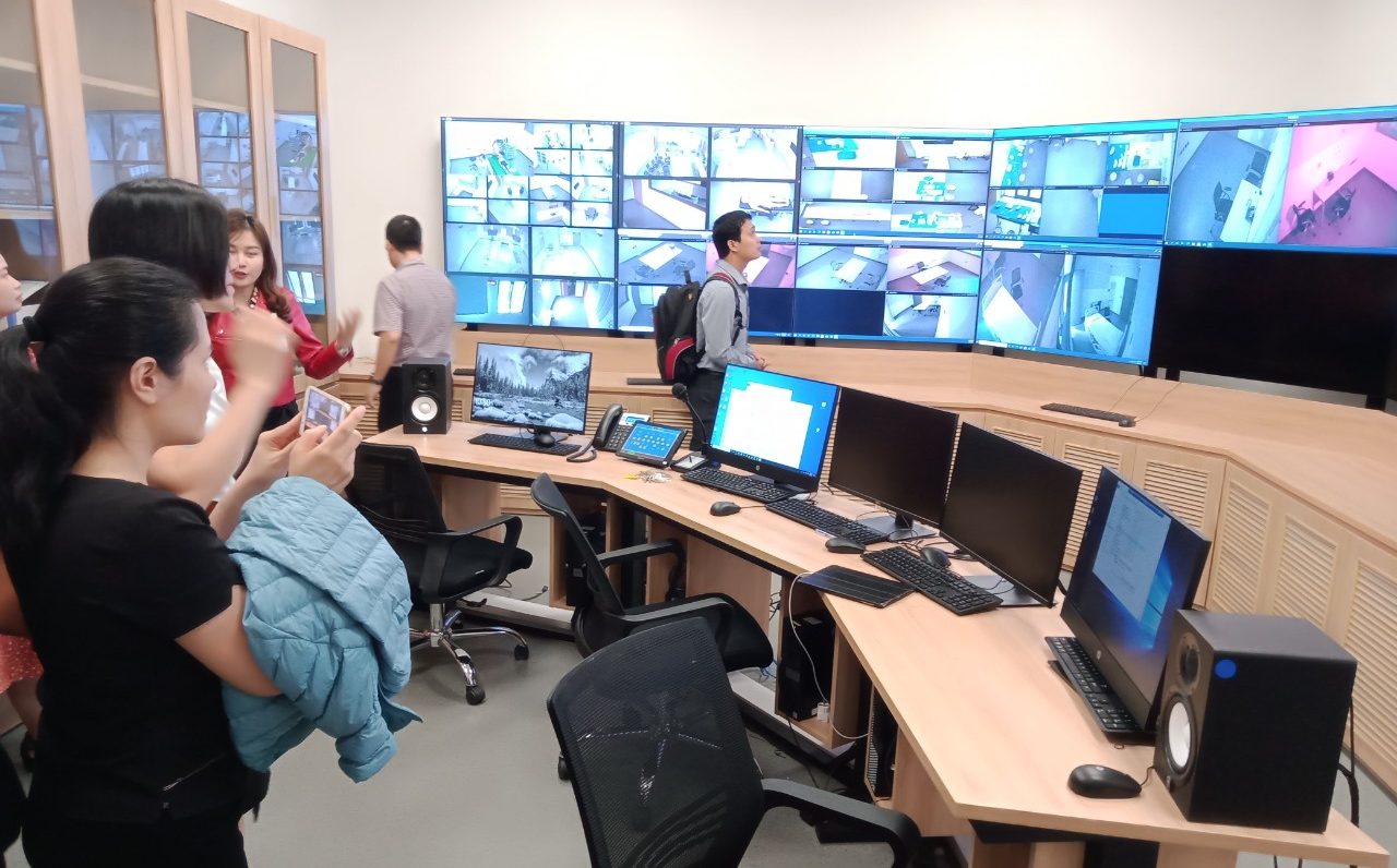 The Visit of representatives of Nam Dinh University of Nursing