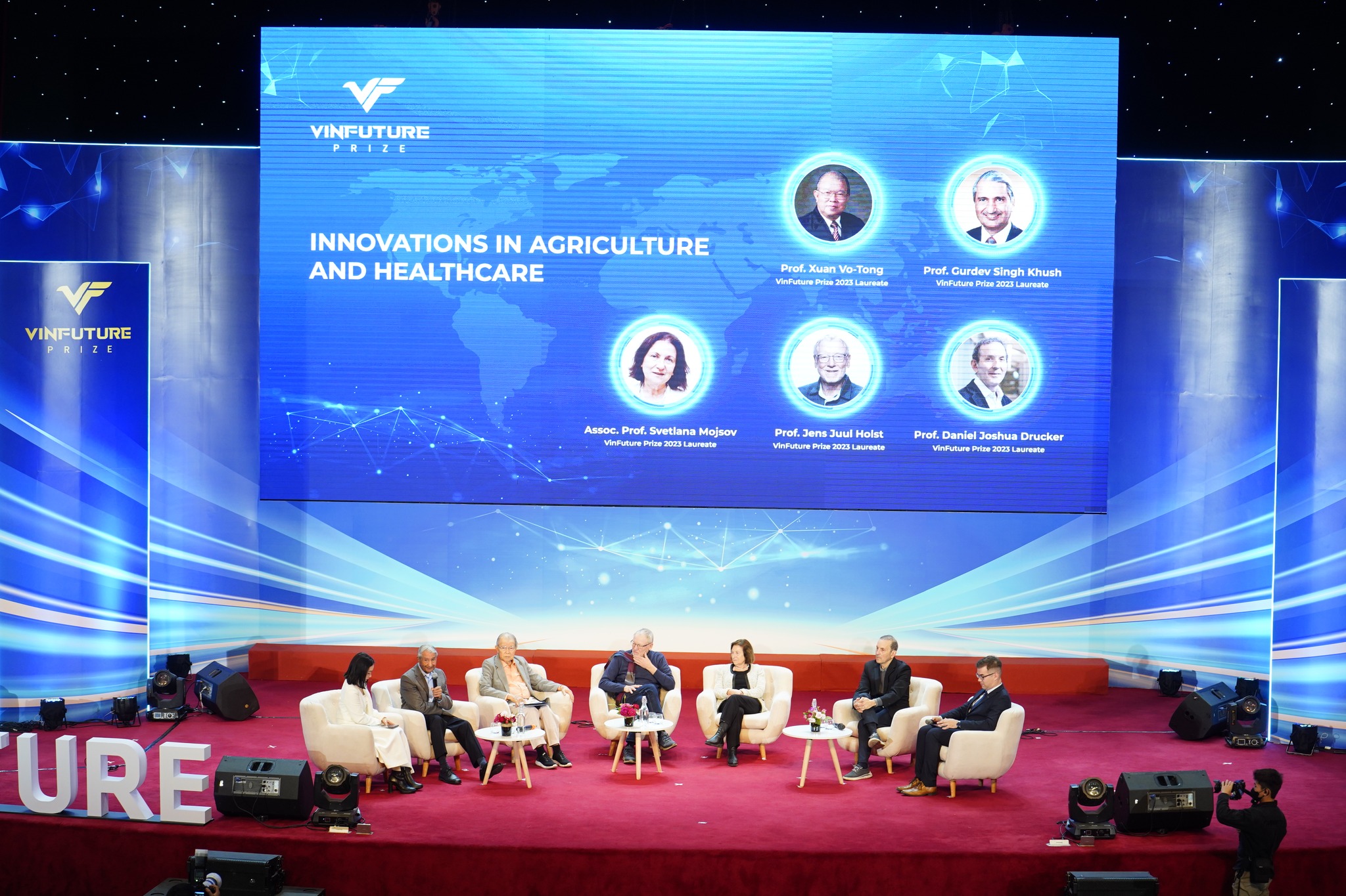 A Dialogue with VinFuture Prize 2023 Laureates