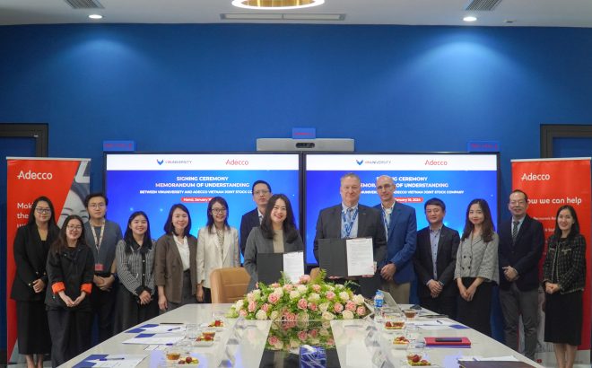 VinUni and ADECCO Viet Nam agreed to cooperate on career development and postgraduate research support for VinUni students