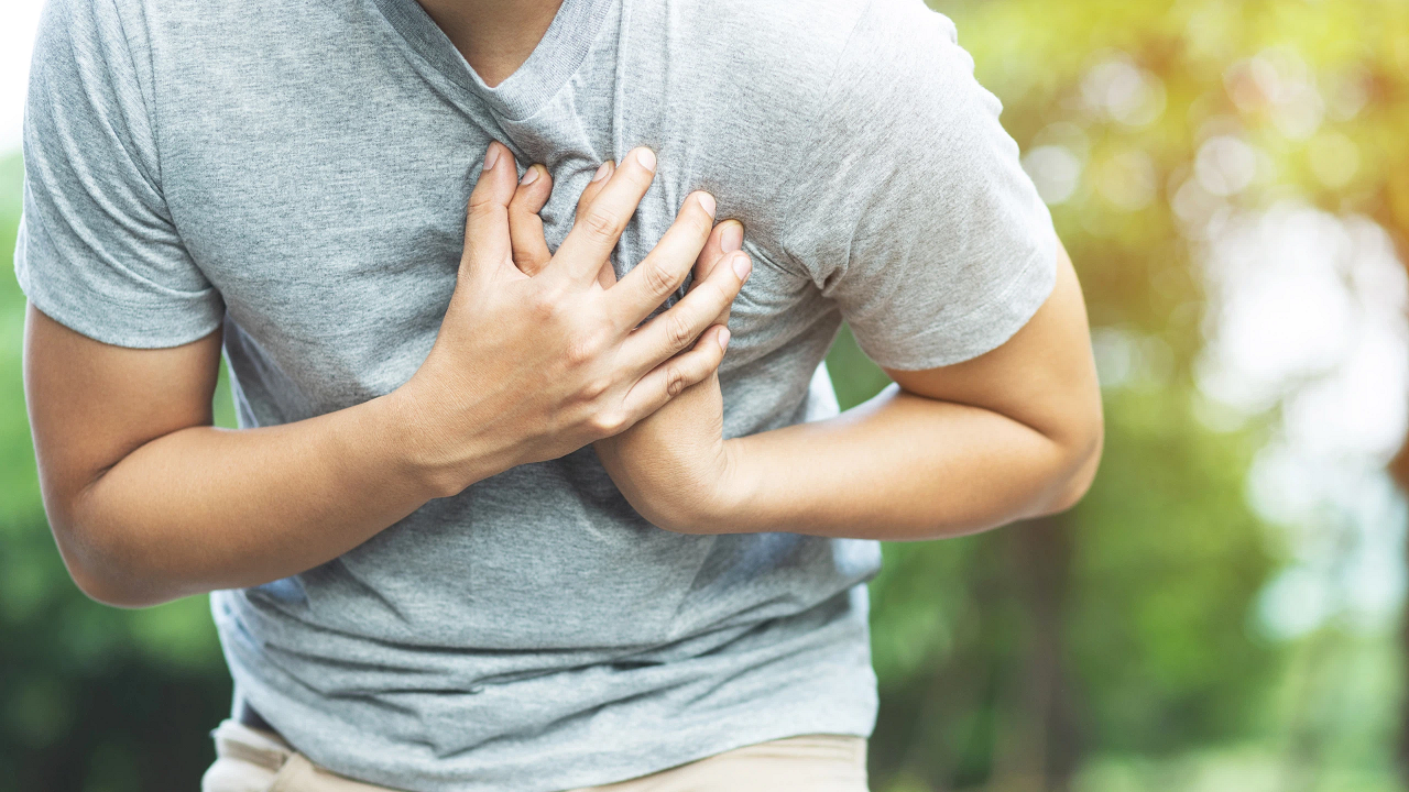 Tức ngực khó thở nên làm gì để tránh nguy hiểm đến tính mạng?