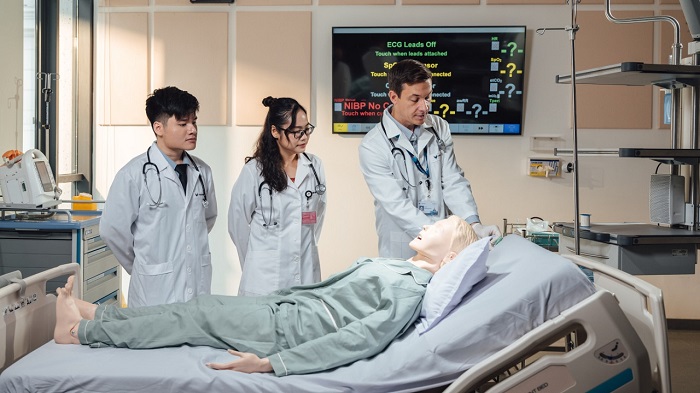 Tuyển sinh ngành Y đa khoa – Hành trình trở thành bác sĩ tương lai hình 1 tuyen-sinh-nganh-y-da-khoa-hanh-trinh-tro-thanh-bac-si-tuong-lai-hinh-1.jpg