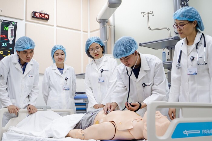 Bị bỏng nên làm gì? Top 8 cách trị bỏng hiệu quả tại nhà hình 4 bi-bong-nen-lam-gi-top-8-cach-tri-bong-hieu-qua-tai-nha-hinh-4.jpg