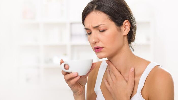 Đau họng nên làm gì để không biến chứng thành viêm họng mãn tính? hình 1 dau-hong-nen-lam-gi-de-khong-bien-chung-thanh-viem-hong-man-tinh-hinh-1.jpg