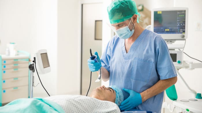 Kỹ thuật đặt nội khí quản ở người lớn: Các bước thực hành an toàn hình 3 ky-thuat-dat-noi-khi-quan-o-nguoi-lon-cac-buoc-thuc-hanh-an-toan-hinh-3.jpg