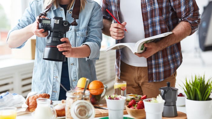 Tổng hợp ý tưởng trả lời Topic Advertisement trong IELTS Speaking Part 1, 2, 3 hình 2 tong-hop-y-tuong-tra-loi-topic-advertisement-trong-ielts-speaking-part-1-2-3-hinh-2.jpg