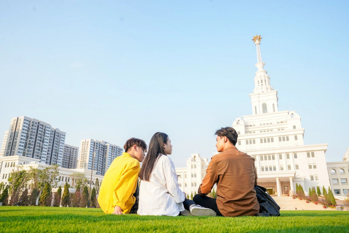 Giải đáp thắc mắc: Deny to V hay Ving trong tiếng Anh hình 4 giai-dap-thac-mac-deny-to-v-hay-ving-trong-tieng-anh-hinh-4.jpg