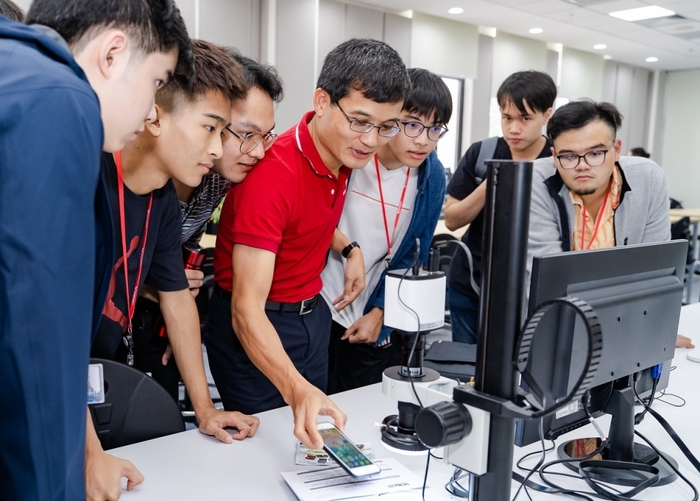 Khoa học máy tính là gì? Ai thích hợp học ngành này? hình 6 khoa-hoc-may-tinh-la-gi-ai-thich-hop-hoc-nganh-nay-hinh-6.jpg