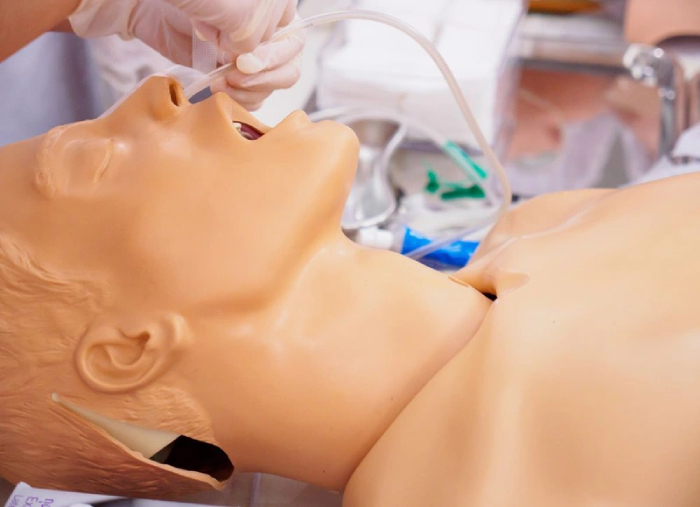 Kỹ thuật đặt sonde dạ dày và những lưu ý khi chăm sóc người bệnh hình 2 ky-thuat-dat-sonde-da-day-va-nhung-luu-y-khi-cham-soc-nguoi-benh-hinh-2.jpg