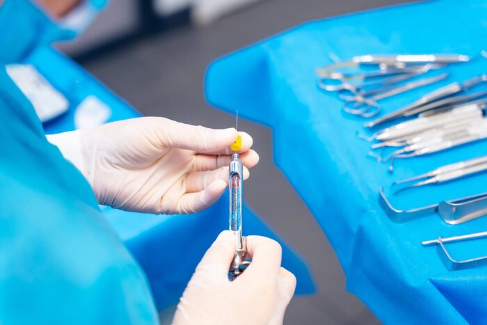 Kỹ thuật gây tê tại chỗ: Nguyên tắc, quy trình và lưu ý an toàn hình 1 ky-thuat-gay-te-tai-cho-nguyen-tac-quy-trinh-va-luu-y-an-toan-hinh-1.jpg