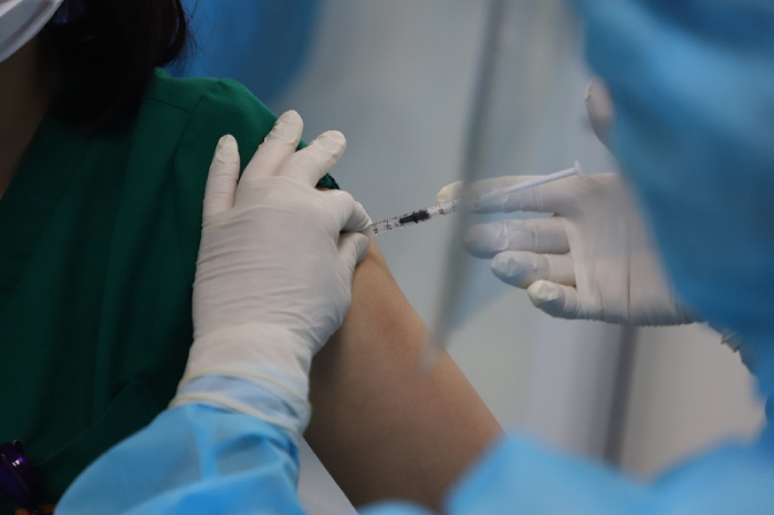 Tổng hợp một số thông tin quan trọng về kỹ thuật tiêm bắp hình 2 tong-hop-mot-so-thong-tin-quan-trong-ve-ky-thuat-tiem-bap-hinh-2.jpg