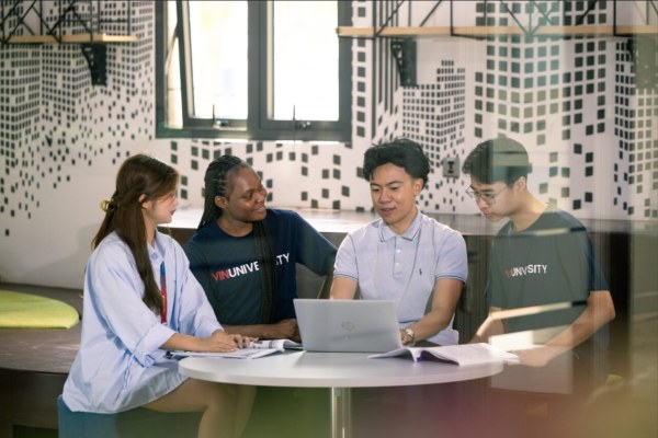 BBA students develop versatile skills, engage in early professional networking, build a foundation for MBA studies, and accelerate into leadership roles.