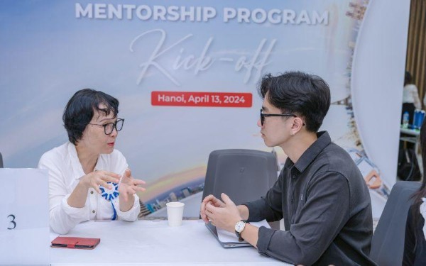 Chuyên gia, mentor cố vấn phát triển nghề nghiệp cho sinh viên VinUni
