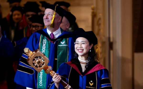 Thạc sĩ hay tiến sĩ cao hơn? Sự thật mà bạn cần nên biết