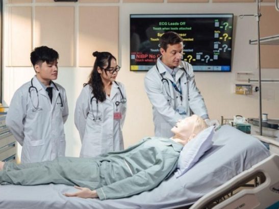 Định nghĩa chuyên sâu về quản lý bệnh viện