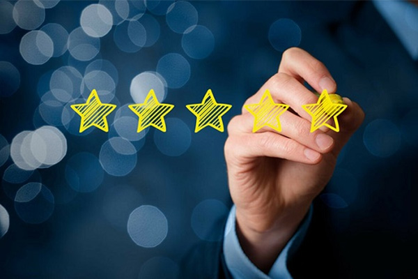 Theo Điều 10 Luật Chất lượng sản phẩm, hàng hóa năm 2007, người sản xuất có nghĩa vụ cung cấp thông tin trung thực về chất lượng sản phẩm, hàng hóa.