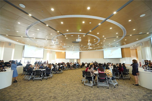 Chính sách thu học phí theo tín chỉ giúp sinh viên linh hoạt xây dựng lộ trình học tập và kiểm soát chi phí