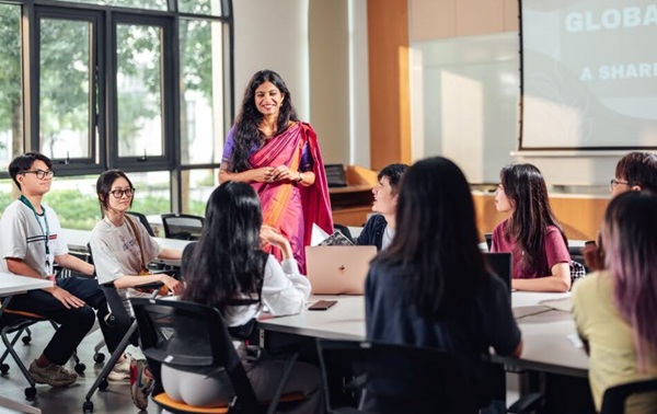 Applying for an international Master's degree represents a profound strategic commitment to advanced specialization and global career readiness