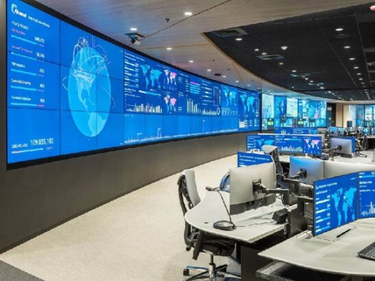 Các trung tâm điều hành thông minh (IOC) giúp chính quyền giám sát và xử lý các vấn đề đô thị theo thời gian thực