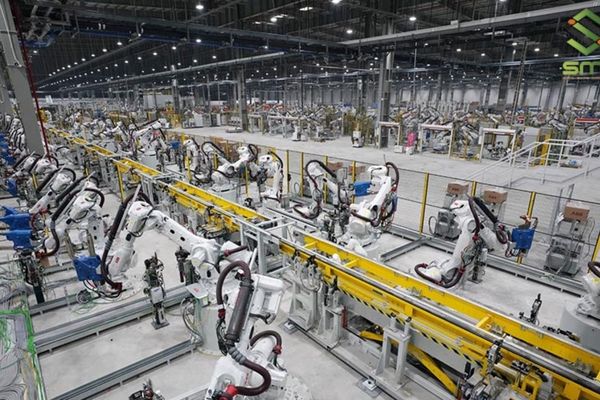 Hệ thống robot công nghiệp là gì ? Khái niệm và ứng dụng