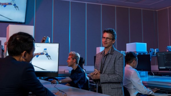 Early research exposure fast-tracks students' technical mastery and profile building