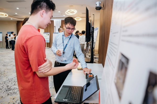 Chương trình đào tạo nghiên cứu sinh được thiết kế linh hoạt, tùy thuộc vào đặc thù từng nhóm ngành và thế mạnh của mỗi cơ sở giáo dục.