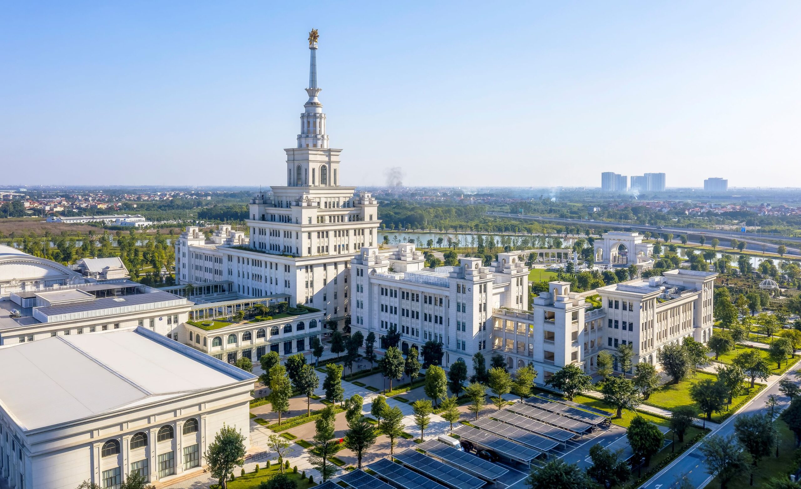 VinUniversity Becomes the First and Only Vietnamese University to Join the Association of Pacific Rim Universities (APRU)